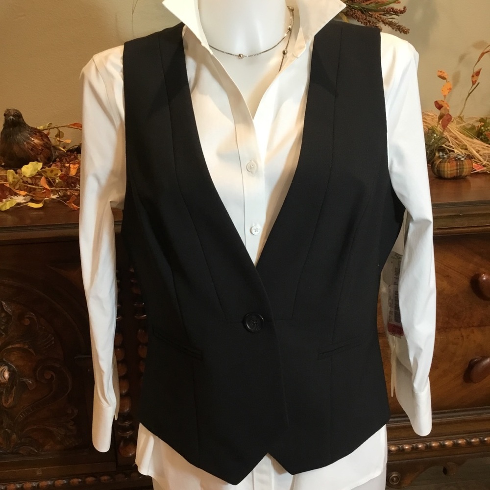 Antonio Melani vest NWT